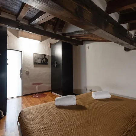 Διαμέρισμα Single House Πίζα